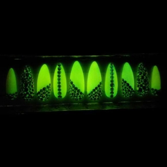 Handmade Hard Gel Stiletto/Almond Glow In The Dark Press On Nails - Picture 2 of 4